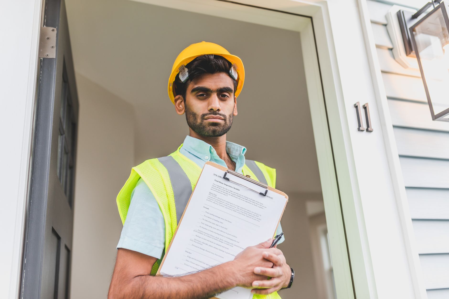 construction site safety, contractor insurance documents