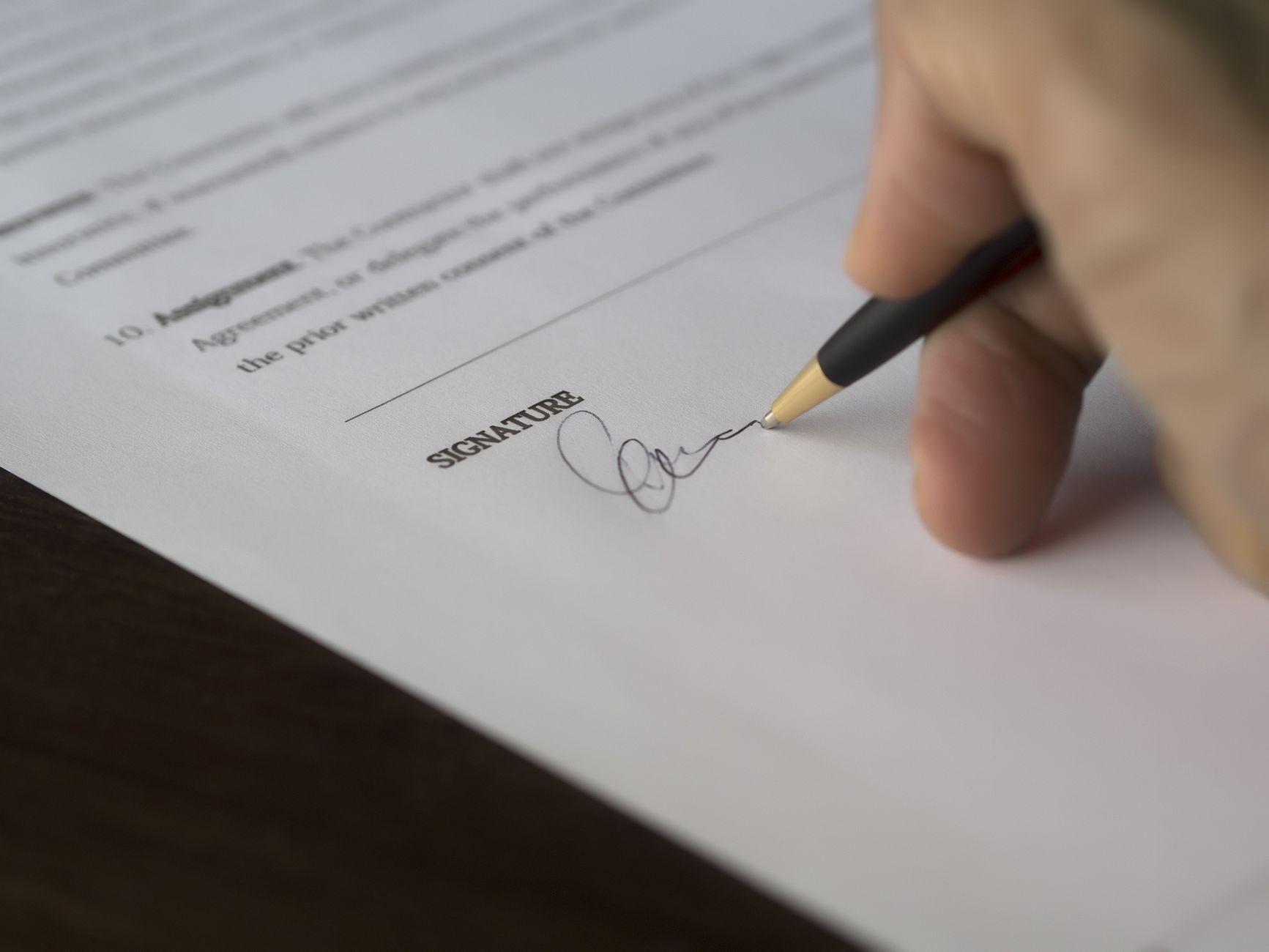 contract signing vacation rental