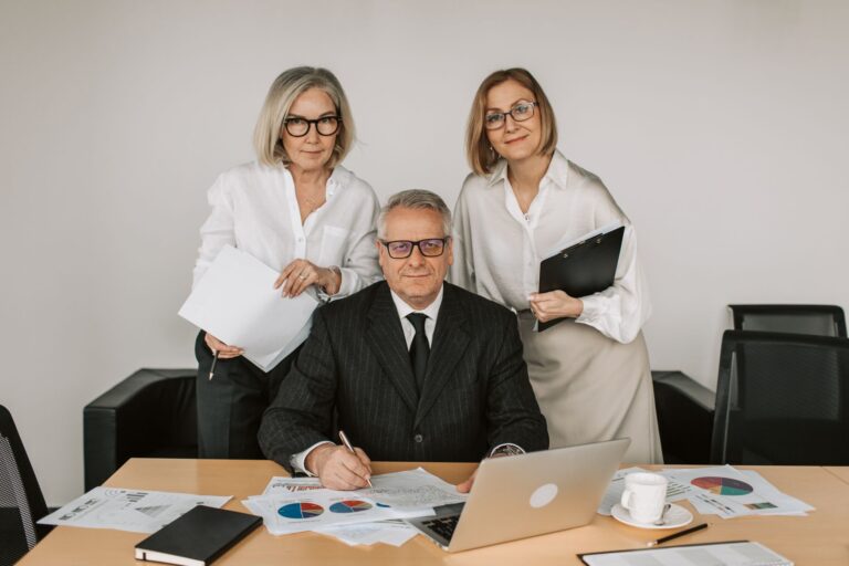 Cotoit avis : Faut-il rejoindre cette plateforme de voisinage ?